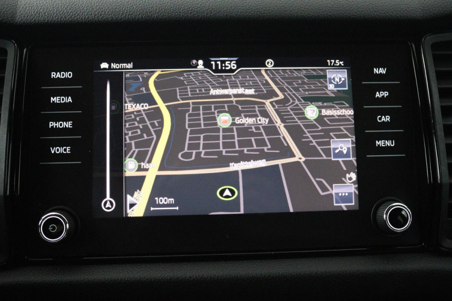 Škoda Kodiaq 1.5 TSI Sportline Business (TREKHAAK, DIGITALE COCKPIT, STOEL/STUUR VERWARMING, CAMERA, ELEKTR STOELEN, SFEER) Škoda Kodiaq 1.5 TSI Sportline Business (TREKHAAK, DIGITALE COCKPIT, STOEL/STUUR VERWARMING, CAMERA, ELEKTR STOELEN, SFEER)