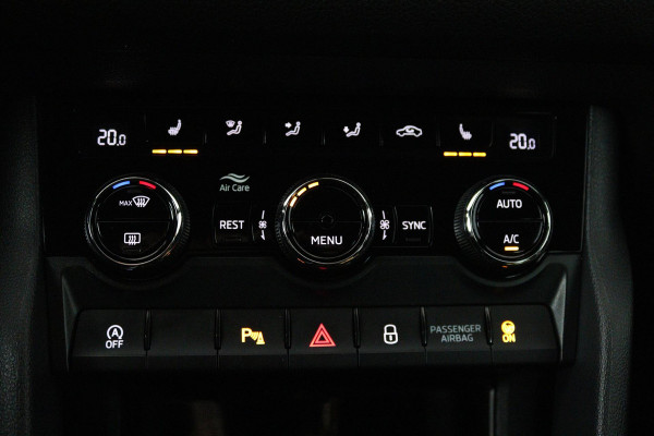 Škoda Kodiaq 1.5 TSI Sportline Business (TREKHAAK, DIGITALE COCKPIT, STOEL/STUUR VERWARMING, CAMERA, ELEKTR STOELEN, SFEER) Škoda Kodiaq 1.5 TSI Sportline Business (TREKHAAK, DIGITALE COCKPIT, STOEL/STUUR VERWARMING, CAMERA, ELEKTR STOELEN, SFEER)