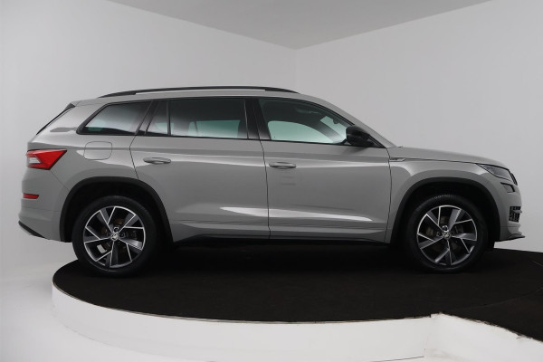 Škoda Kodiaq 1.5 TSI Sportline Business (TREKHAAK, DIGITALE COCKPIT, STOEL/STUUR VERWARMING, CAMERA, ELEKTR STOELEN, SFEER) Škoda Kodiaq 1.5 TSI Sportline Business (TREKHAAK, DIGITALE COCKPIT, STOEL/STUUR VERWARMING, CAMERA, ELEKTR STOELEN, SFEER)