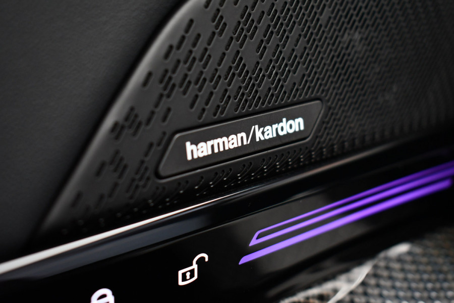 BMW 5 Serie Touring 520i M-Sport Pano Trekh 21inch Brooklyngrau ACC 360 H/K HUD Stoelventilatie