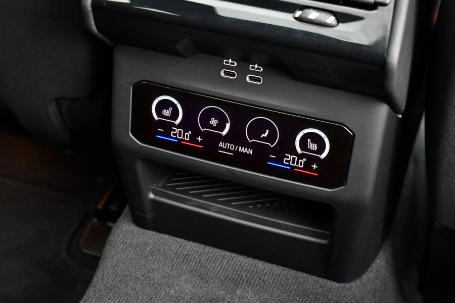 BMW 5 Serie Touring 520i M-Sport Pano Trekh 21inch Brooklyngrau ACC 360 H/K HUD Stoelventilatie