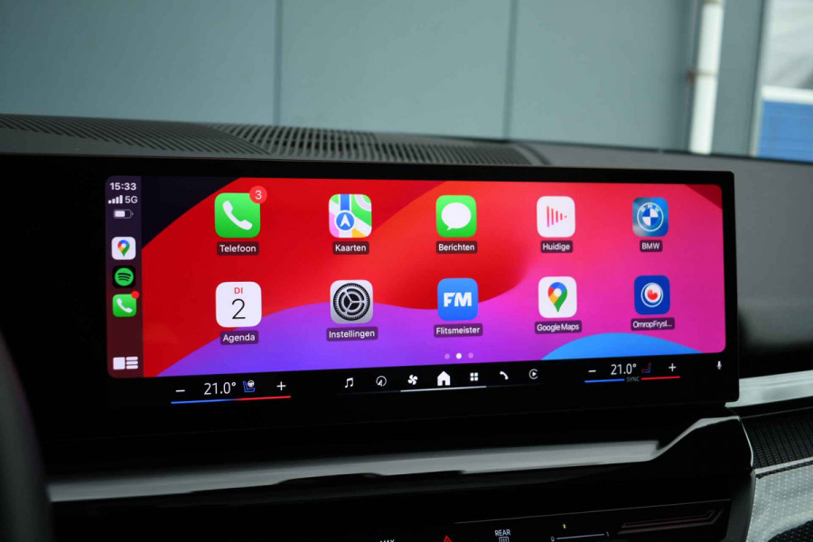 BMW 5 Serie Touring 520i M-Sport Pano Trekh 21inch Brooklyngrau ACC 360 H/K HUD Stoelventilatie