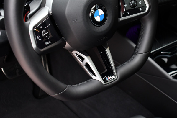 BMW 5 Serie Touring 520i M-Sport Pano Trekh 21inch Brooklyngrau ACC 360 H/K HUD Stoelventilatie