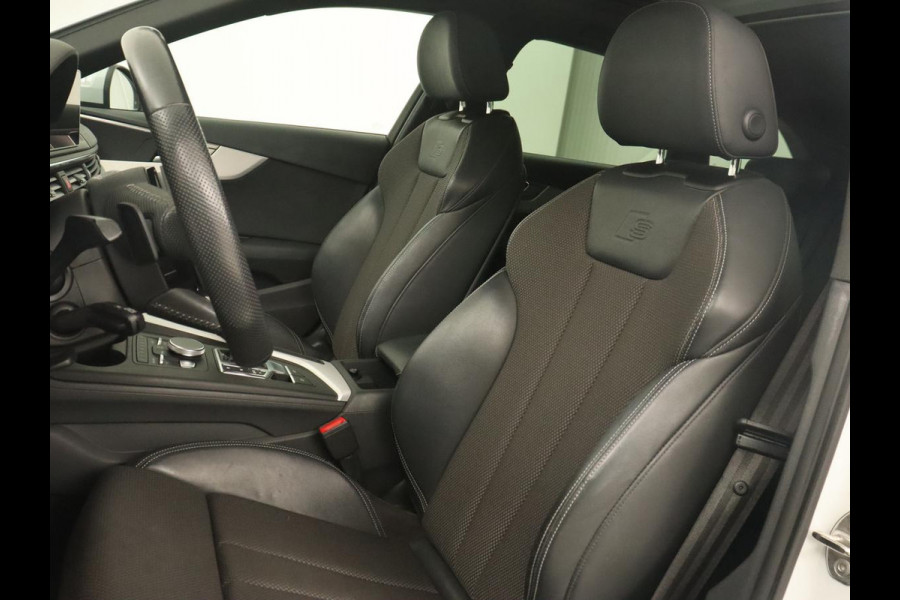 Audi A4 2.0 TFSI Sport S Line Edition | Panoramadak | Carplay | Virtual Cockpit | Sportstoelen | Half leder | Navigatie | Camera | Climate control | Parkeerhulp | Full LED Audi A4 2.0 TFSI Sport S Line Edition | Panoramadak | Carplay | Virtual Cockpit | Sportstoelen | Half leder | Navigatie | Camera | Climate control | Parkeerhulp | Full LED