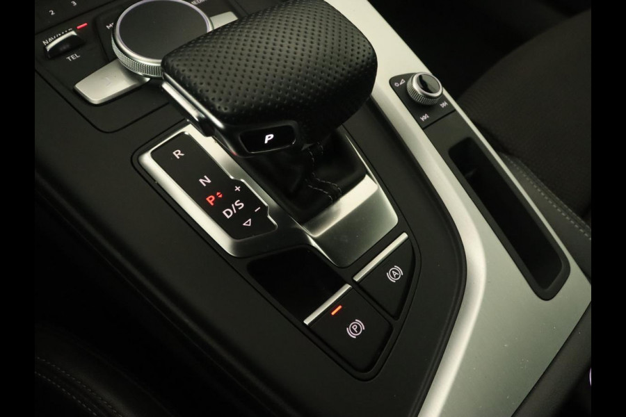 Audi A4 2.0 TFSI Sport S Line Edition | Panoramadak | Carplay | Virtual Cockpit | Sportstoelen | Half leder | Navigatie | Camera | Climate control | Parkeerhulp | Full LED Audi A4 2.0 TFSI Sport S Line Edition | Panoramadak | Carplay | Virtual Cockpit | Sportstoelen | Half leder | Navigatie | Camera | Climate control | Parkeerhulp | Full LED
