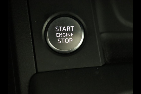 Audi A4 2.0 TFSI Sport S Line Edition | Panoramadak | Carplay | Virtual Cockpit | Sportstoelen | Half leder | Navigatie | Camera | Climate control | Parkeerhulp | Full LED Audi A4 2.0 TFSI Sport S Line Edition | Panoramadak | Carplay | Virtual Cockpit | Sportstoelen | Half leder | Navigatie | Camera | Climate control | Parkeerhulp | Full LED