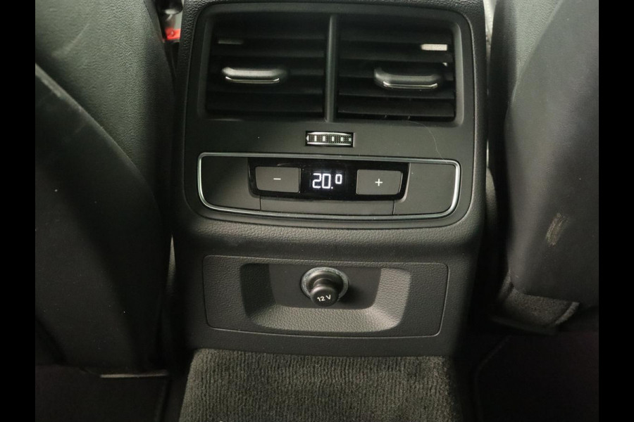 Audi A4 2.0 TFSI Sport S Line Edition | Panoramadak | Carplay | Virtual Cockpit | Sportstoelen | Half leder | Navigatie | Camera | Climate control | Parkeerhulp | Full LED Audi A4 2.0 TFSI Sport S Line Edition | Panoramadak | Carplay | Virtual Cockpit | Sportstoelen | Half leder | Navigatie | Camera | Climate control | Parkeerhulp | Full LED