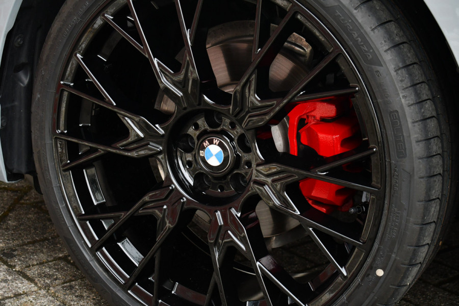 BMW 5 Serie Touring 520i M-Sport Pano Trekh 21inch Brooklyngrau ACC 360 H/K HUD Stoelventilatie