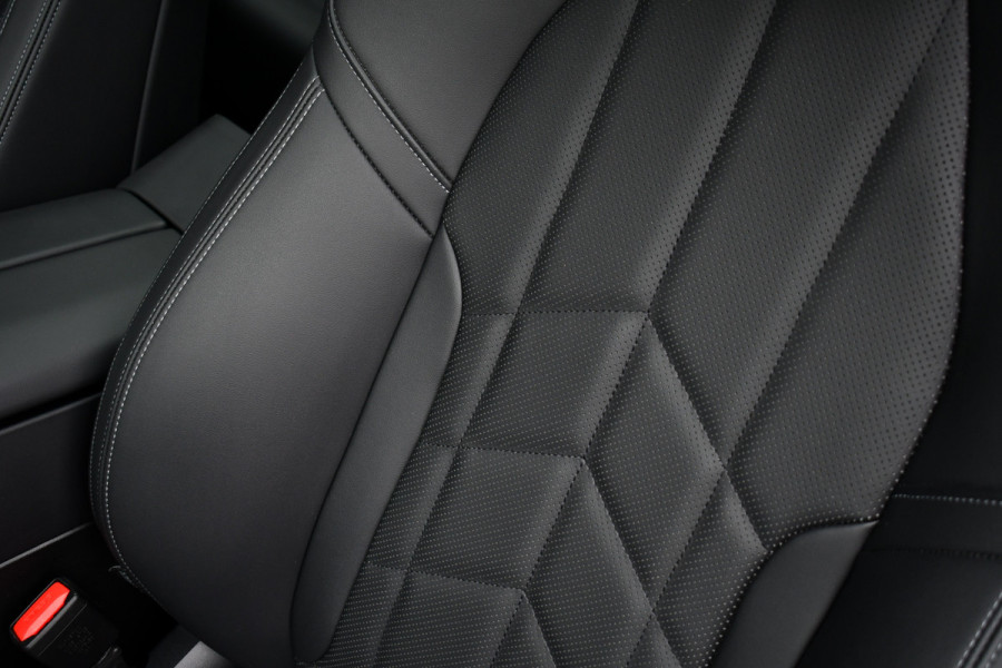 BMW 5 Serie Touring 520i M-Sport Pano Trekh 21inch Brooklyngrau ACC 360 H/K HUD Stoelventilatie