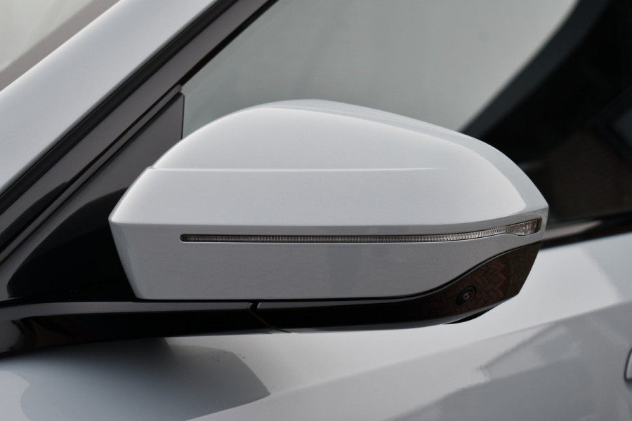 BMW 5 Serie Touring 520i M-Sport Pano Trekh 21inch Brooklyngrau ACC 360 H/K HUD Stoelventilatie