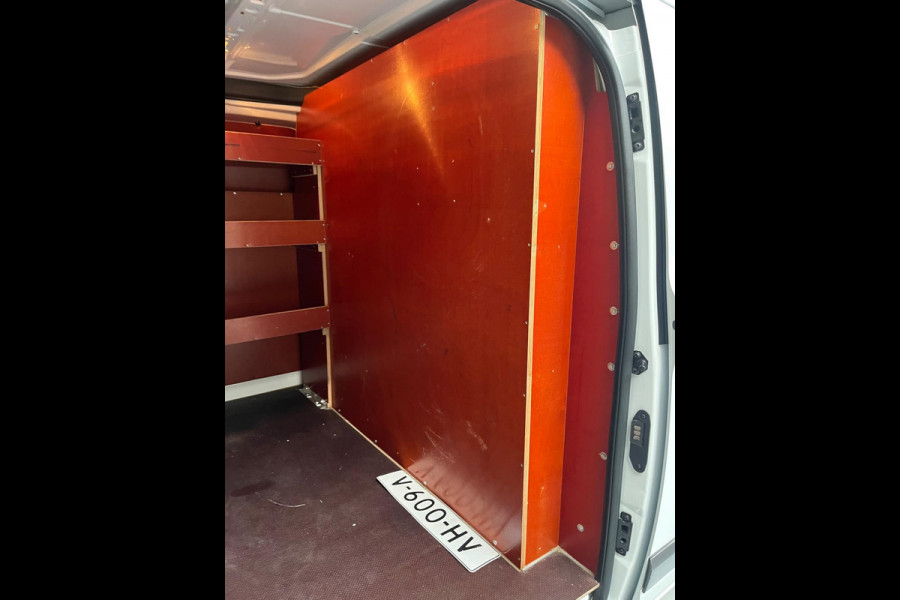Ford Transit Custom 340 2.0 TDCI 131pk euro6 L2H1 Trend 3Persoons, Imperiaal, Achterklep, Omvormer v230, Trekhaak, RIJKLAARPRIJS!