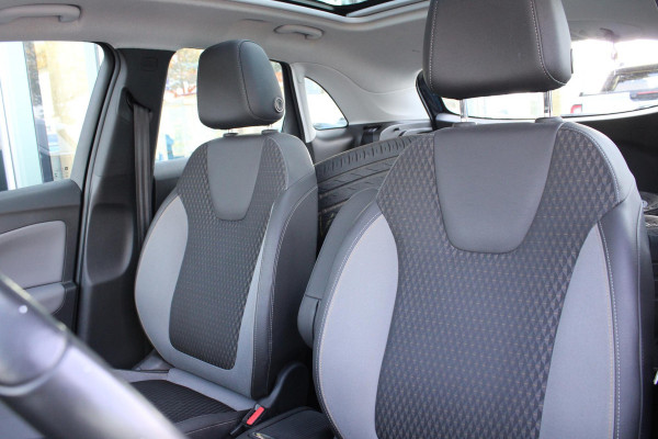 Opel Crossland X 1.2 Turbo Innovation | Trekhaak | Panorama Dak | Cruise Control | Climate Control | Navigatie | Opel Crossland X 1.2 Turbo Innovation | Trekhaak | Panorama Dak | Cruise Control | Climate Control | Navigatie |