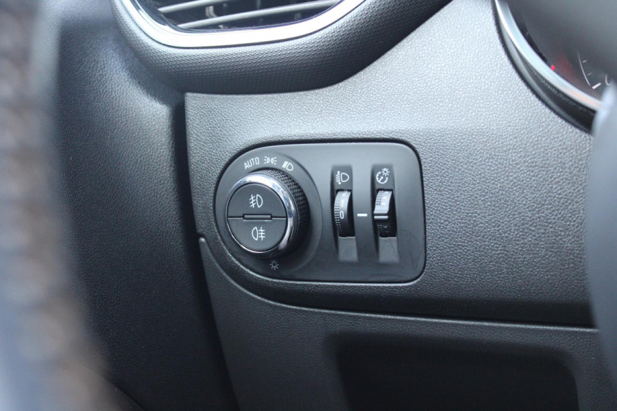 Opel Crossland X 1.2 Turbo Innovation | Trekhaak | Panorama Dak | Cruise Control | Climate Control | Navigatie | Opel Crossland X 1.2 Turbo Innovation | Trekhaak | Panorama Dak | Cruise Control | Climate Control | Navigatie |