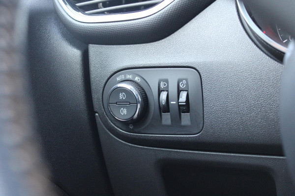Opel Crossland X 1.2 Turbo Innovation | Trekhaak | Panorama Dak | Cruise Control | Climate Control | Navigatie | Opel Crossland X 1.2 Turbo Innovation | Trekhaak | Panorama Dak | Cruise Control | Climate Control | Navigatie |