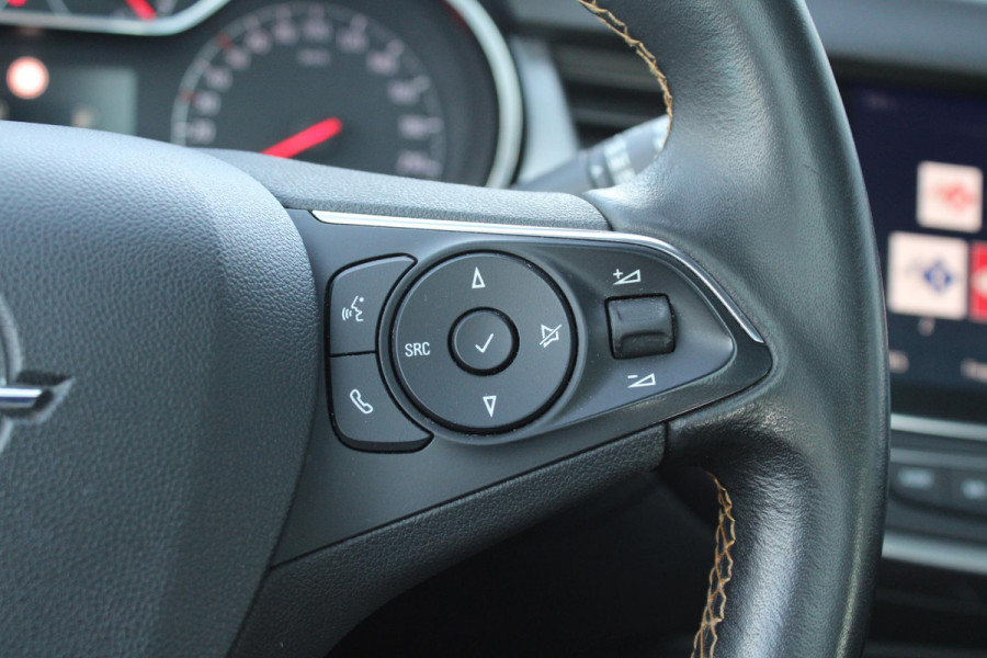 Opel Crossland X 1.2 Turbo Innovation | Trekhaak | Panorama Dak | Cruise Control | Climate Control | Navigatie | Opel Crossland X 1.2 Turbo Innovation | Trekhaak | Panorama Dak | Cruise Control | Climate Control | Navigatie |