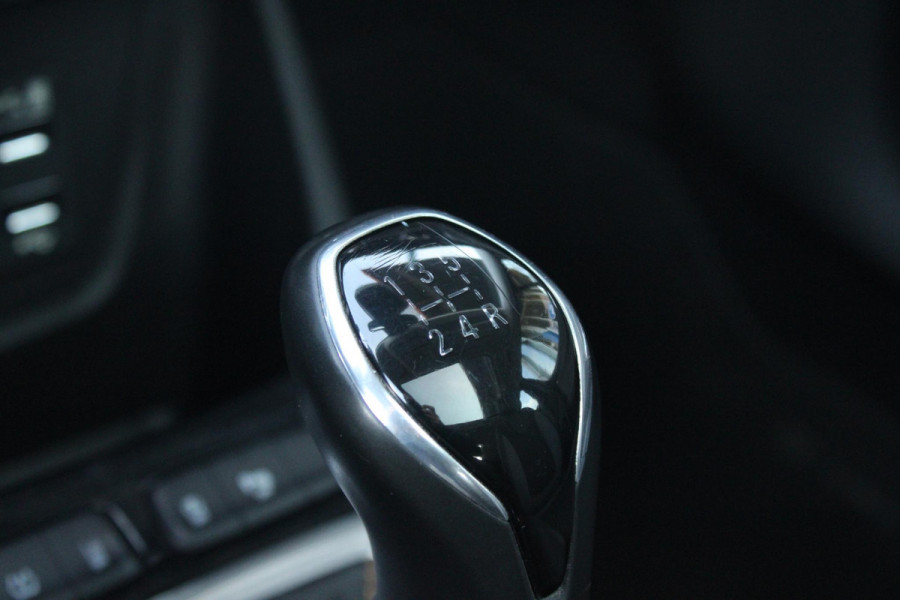 Opel Crossland X 1.2 Turbo Innovation | Trekhaak | Panorama Dak | Cruise Control | Climate Control | Navigatie | Opel Crossland X 1.2 Turbo Innovation | Trekhaak | Panorama Dak | Cruise Control | Climate Control | Navigatie |