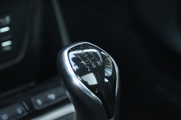 Opel Crossland X 1.2 Turbo Innovation | Trekhaak | Panorama Dak | Cruise Control | Climate Control | Navigatie | Opel Crossland X 1.2 Turbo Innovation | Trekhaak | Panorama Dak | Cruise Control | Climate Control | Navigatie |