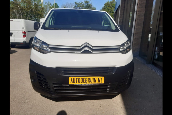 Citroën ë-Jumpy Club XL L3 50 kWh Airco Parkeersensors 3-Persoons Citroën ë-Jumpy Club XL L3 50 kWh Airco Parkeersensors 3-Persoons