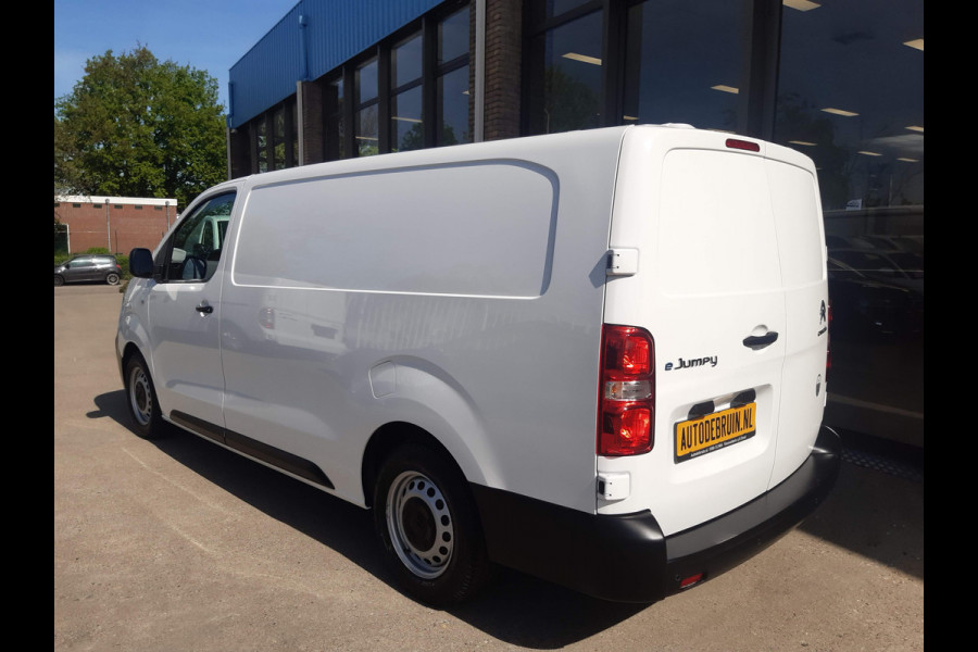 Citroën ë-Jumpy Club XL L3 50 kWh Airco Parkeersensors 3-Persoons Citroën ë-Jumpy Club XL L3 50 kWh Airco Parkeersensors 3-Persoons