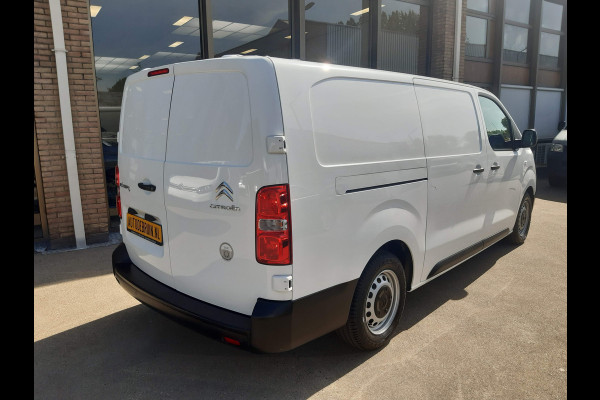 Citroën ë-Jumpy Club XL L3 50 kWh Airco Parkeersensors 3-Persoons Citroën ë-Jumpy Club XL L3 50 kWh Airco Parkeersensors 3-Persoons