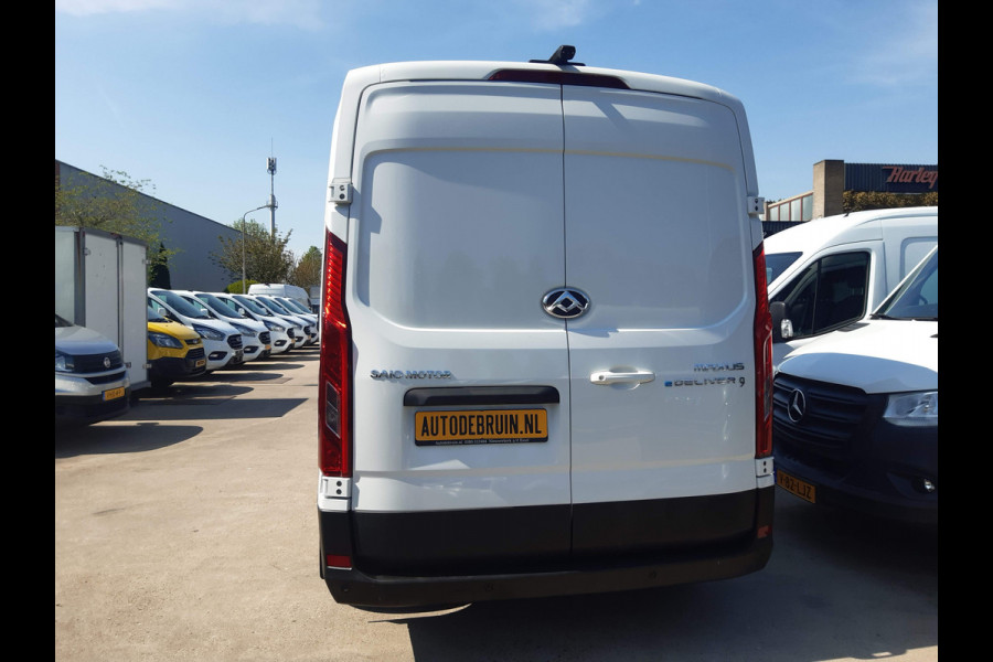 Ford E-Transit / Maxus e-Deliver 9 L2H2 72 kWh Airco Verwarmde stoelen Achteruitrijcamera Ford E-Transit / Maxus e-Deliver 9 L2H2 72 kWh Airco Verwarmde stoelen Achteruitrijcamera