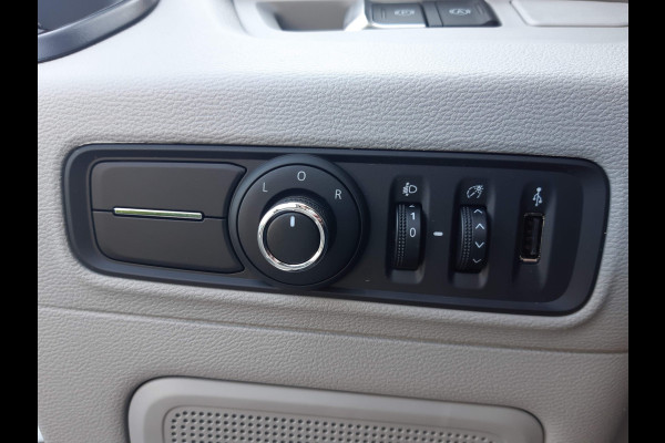 Ford E-Transit / Maxus e-Deliver 9 L2H2 72 kWh Airco Verwarmde stoelen Achteruitrijcamera Ford E-Transit / Maxus e-Deliver 9 L2H2 72 kWh Airco Verwarmde stoelen Achteruitrijcamera