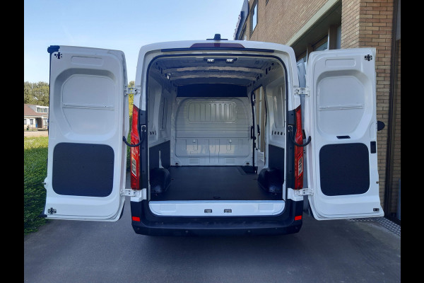 Ford E-Transit / Maxus e-Deliver 9 L2H2 72 kWh Airco Verwarmde stoelen Achteruitrijcamera Ford E-Transit / Maxus e-Deliver 9 L2H2 72 kWh Airco Verwarmde stoelen Achteruitrijcamera