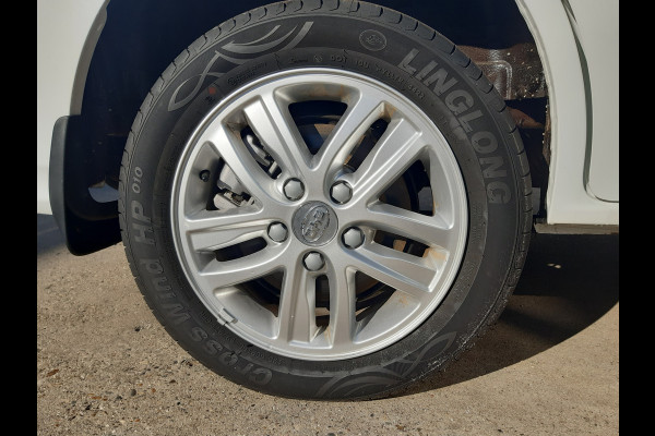 Maxus E-Deliver 3 /BYD - ETP 3 - WLTP 230Km L&R Schuifdeur 45 kWh Leer Airco Achteruitrijcamera Maxus E-Deliver 3 /BYD - ETP 3 - WLTP 230Km L&R Schuifdeur 45 kWh Leer Airco Achteruitrijcamera