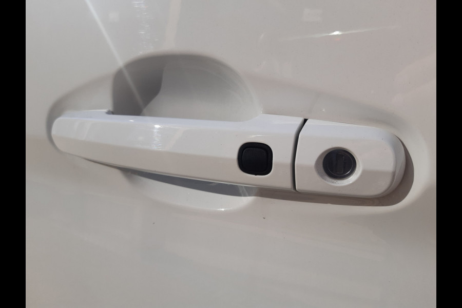 Maxus E-Deliver 3 /BYD - ETP 3 - WLTP 230Km L&R Schuifdeur 45 kWh Leer Airco Achteruitrijcamera Maxus E-Deliver 3 /BYD - ETP 3 - WLTP 230Km L&R Schuifdeur 45 kWh Leer Airco Achteruitrijcamera