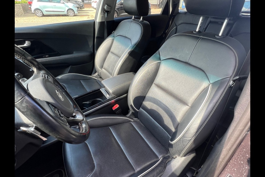 Kia e-Niro ExecutiveLine 64 kWh ACC/JBL/CAMERA Kia e-Niro ExecutiveLine 64 kWh ACC/JBL/CAMERA