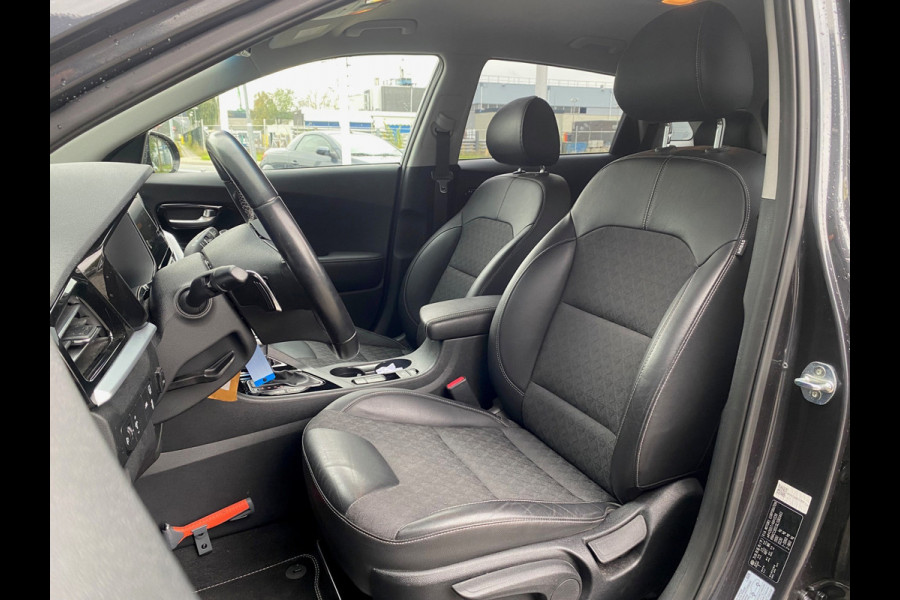 Kia Niro 1.6 GDi Hybrid DynamicLine | CLIMA | NAVI | CAMERA A | CARPLAY | PDC 2X | AD CRUISE | PRIVACY GLASS |