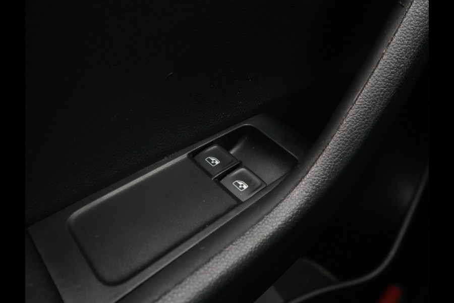 Škoda Fabia 1.0 75pk Active Airco Cruise Pdc achter 3