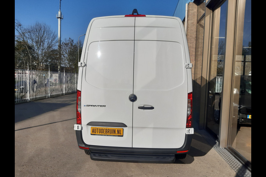 Mercedes-Benz eSprinter eSprinter NIEUW L2/H2 47/56 kWh AIRCO ACHTERUITRIJCAMERA Mercedes-Benz eSprinter eSprinter NIEUW L2/H2 47/56 kWh AIRCO ACHTERUITRIJCAMERA