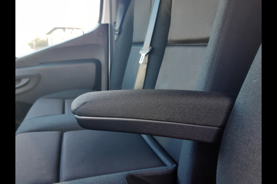 Mercedes-Benz eSprinter eSprinter NIEUW L2/H2 47/56 kWh AIRCO ACHTERUITRIJCAMERA Mercedes-Benz eSprinter eSprinter NIEUW L2/H2 47/56 kWh AIRCO ACHTERUITRIJCAMERA