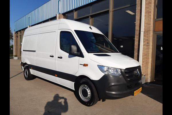 Mercedes-Benz eSprinter eSprinter NIEUW L2/H2 47/56 kWh AIRCO ACHTERUITRIJCAMERA Mercedes-Benz eSprinter eSprinter NIEUW L2/H2 47/56 kWh AIRCO ACHTERUITRIJCAMERA