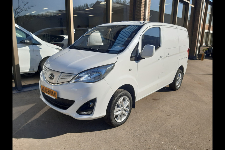Nissan E-NV200 /BYD - ETP 3 - WLTP 230Km L&R Schuifdeur 45 kWh Leer Airco Achteruitrijcamera Nissan E-NV200 /BYD - ETP 3 - WLTP 230Km L&R Schuifdeur 45 kWh Leer Airco Achteruitrijcamera