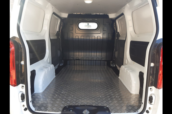 Nissan E-NV200 /BYD - ETP 3 - WLTP 230Km L&R Schuifdeur 45 kWh Leer Airco Achteruitrijcamera Nissan E-NV200 /BYD - ETP 3 - WLTP 230Km L&R Schuifdeur 45 kWh Leer Airco Achteruitrijcamera