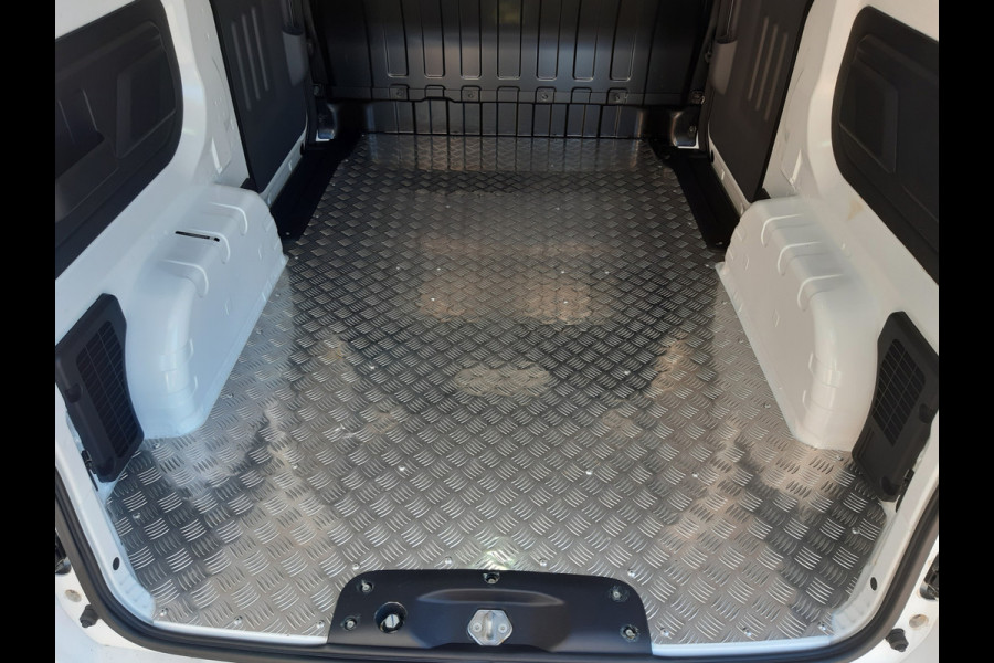 Nissan E-NV200 /BYD - ETP 3 - WLTP 230Km L&R Schuifdeur 45 kWh Leer Airco Achteruitrijcamera Nissan E-NV200 /BYD - ETP 3 - WLTP 230Km L&R Schuifdeur 45 kWh Leer Airco Achteruitrijcamera