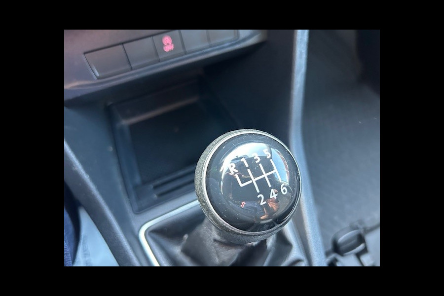 Volkswagen Caddy 1.4 TGI L2H1 EcoFuel Maxi PDC I 1e EIGENAAR I COMPLETE ONDERHOUDSHISTORIE I RIJDEN OP GROEN GAS = CO2 NEUTRAAL NIEUWE DISTRIBUTIE