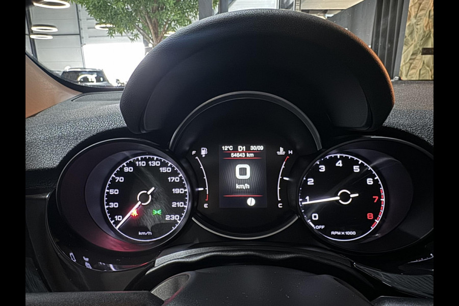 Fiat 500X 1.3 GSE Turbo Cross Garantie Pano Camera Leder StoelVW Keyless Beats PDC Cruise Clima Navi Led Dab Rijklaar