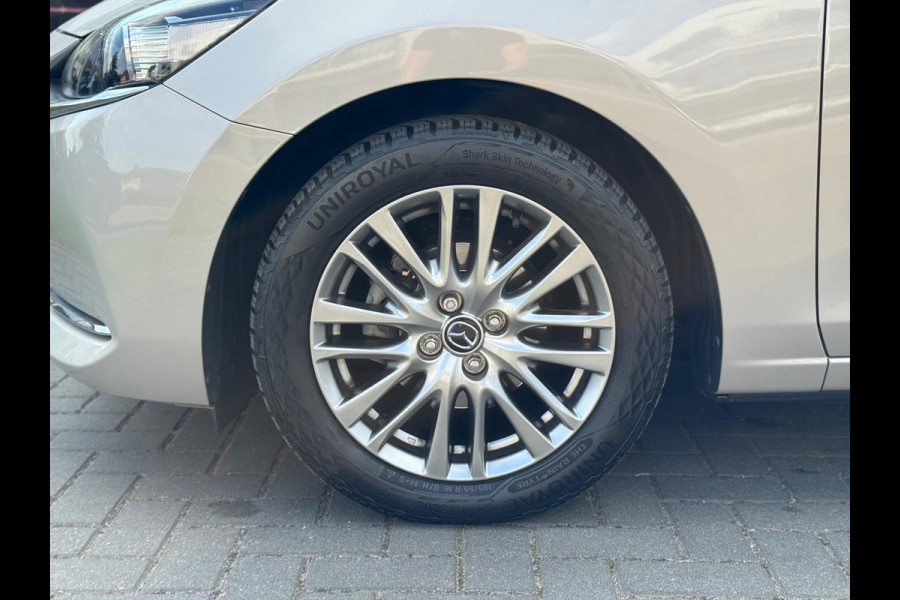 Mazda 2 1.5 SKYACTIV-G Luxury | Dodehoekherkenning, Head up display, Apple CarPlay/Android auto, LED, Stoel + Stuurverwarming, Parkeerse