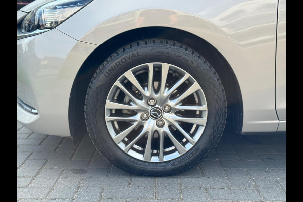 Mazda 2 1.5 SKYACTIV-G Luxury | Dodehoekherkenning, Head up display, Apple CarPlay/Android auto, LED, Stoel + Stuurverwarming, Parkeerse