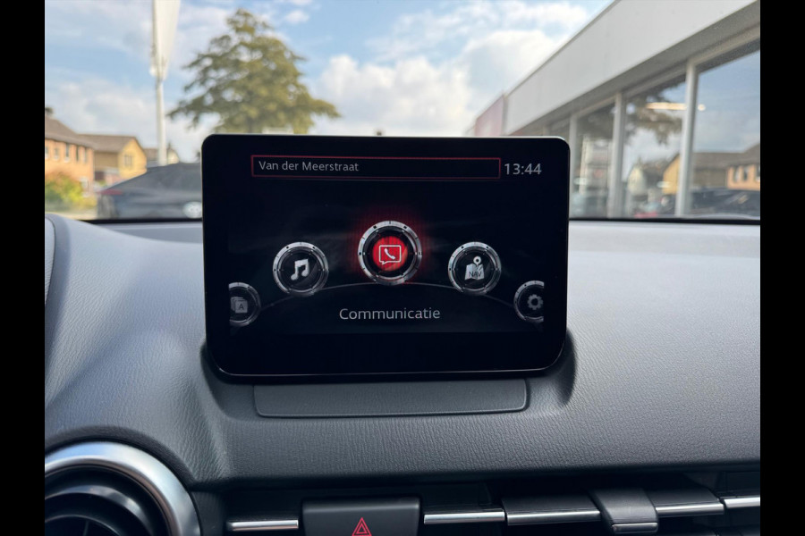 Mazda 2 1.5 SKYACTIV-G Luxury | Dodehoekherkenning, Head up display, Apple CarPlay/Android auto, LED, Stoel + Stuurverwarming, Parkeerse