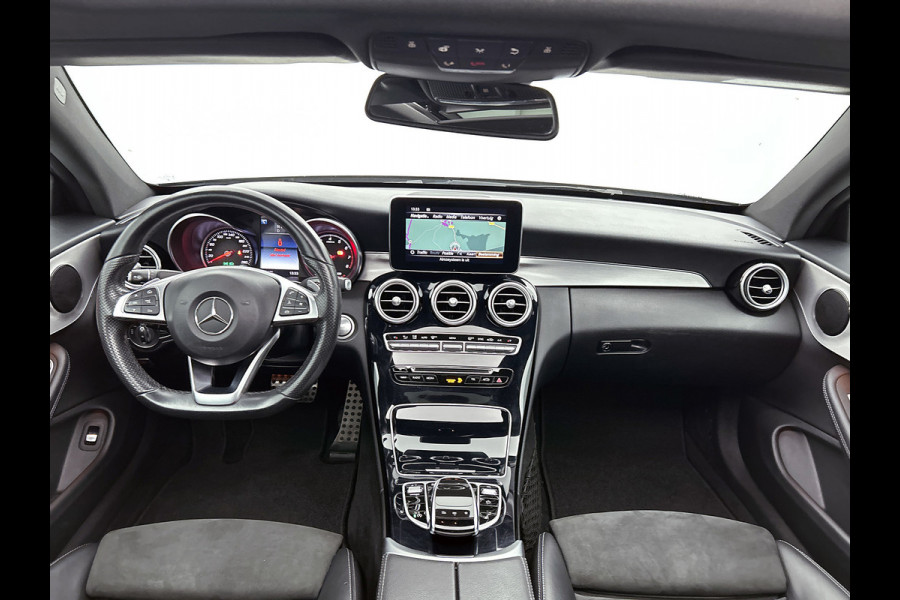 Mercedes-Benz C-Klasse 200 4MATIC AMG Line (Dealer onderH, Panorama, Carplay, Navi Groot, Camera, StoelV, Etc) Mercedes-Benz C-Klasse 200 4MATIC AMG Line (Dealer onderH, Panorama, Carplay, Navi Groot, Camera, StoelV, Etc)