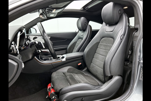 Mercedes-Benz C-Klasse 200 4MATIC AMG Line (Dealer onderH, Panorama, Carplay, Navi Groot, Camera, StoelV, Etc) Mercedes-Benz C-Klasse 200 4MATIC AMG Line (Dealer onderH, Panorama, Carplay, Navi Groot, Camera, StoelV, Etc)