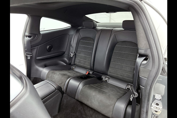 Mercedes-Benz C-Klasse 200 4MATIC AMG Line (Dealer onderH, Panorama, Carplay, Navi Groot, Camera, StoelV, Etc) Mercedes-Benz C-Klasse 200 4MATIC AMG Line (Dealer onderH, Panorama, Carplay, Navi Groot, Camera, StoelV, Etc)