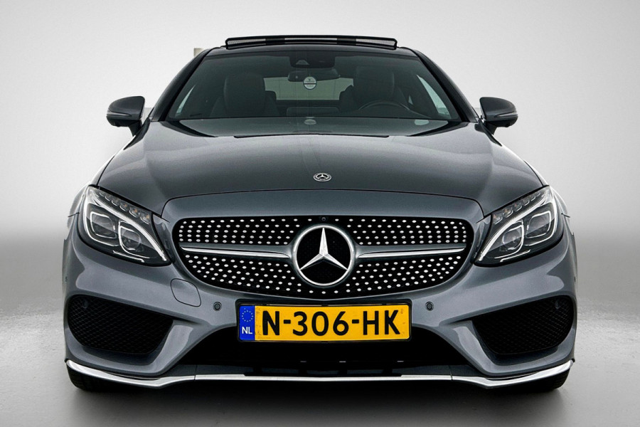 Mercedes-Benz C-Klasse 200 4MATIC AMG Line (Dealer onderH, Panorama, Carplay, Navi Groot, Camera, StoelV, Etc) Mercedes-Benz C-Klasse 200 4MATIC AMG Line (Dealer onderH, Panorama, Carplay, Navi Groot, Camera, StoelV, Etc)