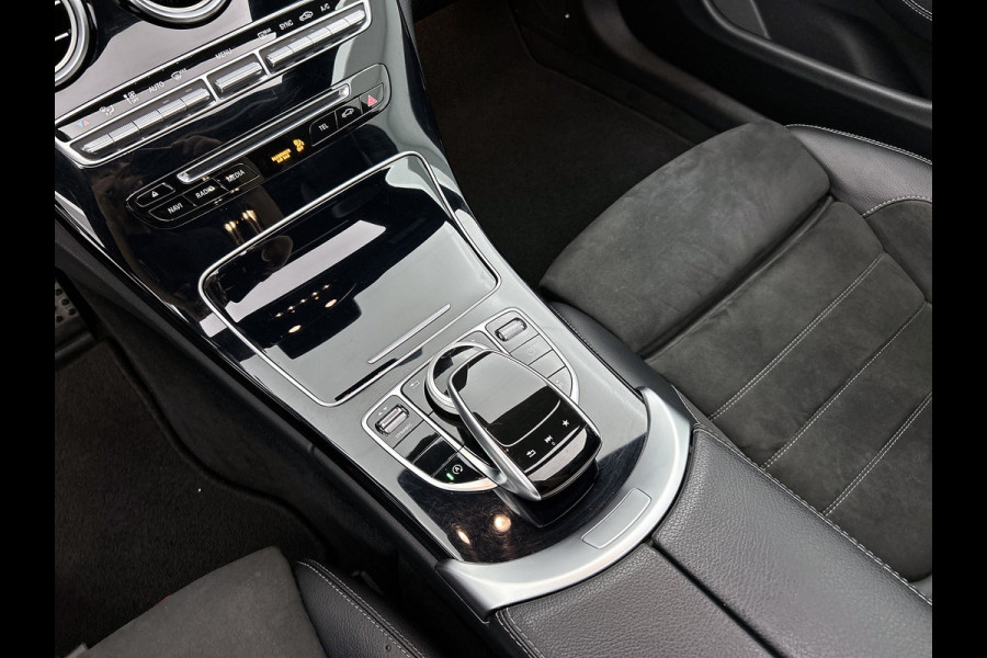 Mercedes-Benz C-Klasse 200 4MATIC AMG Line (Dealer onderH, Panorama, Carplay, Navi Groot, Camera, StoelV, Etc) Mercedes-Benz C-Klasse 200 4MATIC AMG Line (Dealer onderH, Panorama, Carplay, Navi Groot, Camera, StoelV, Etc)