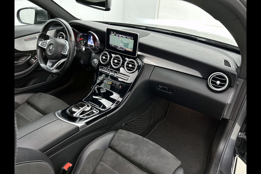 Mercedes-Benz C-Klasse 200 4MATIC AMG Line (Dealer onderH, Panorama, Carplay, Navi Groot, Camera, StoelV, Etc) Mercedes-Benz C-Klasse 200 4MATIC AMG Line (Dealer onderH, Panorama, Carplay, Navi Groot, Camera, StoelV, Etc)