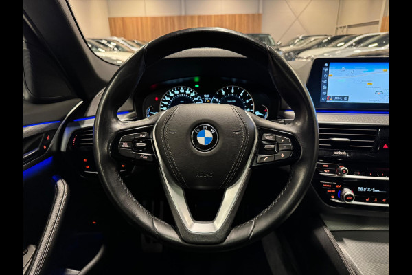 BMW 5 Serie Touring 520i High Executive M Pakket, Pano, Virtual Cockpit, Leder, 19"M Sport Velgen, Prive Glas, Volledig Onderhoud